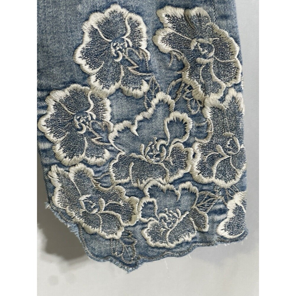 Driftwood Colette Jeans Womens 27x26 Crop Stretch Denim Floral Embroidery Cuffs - Picture 2 of 10